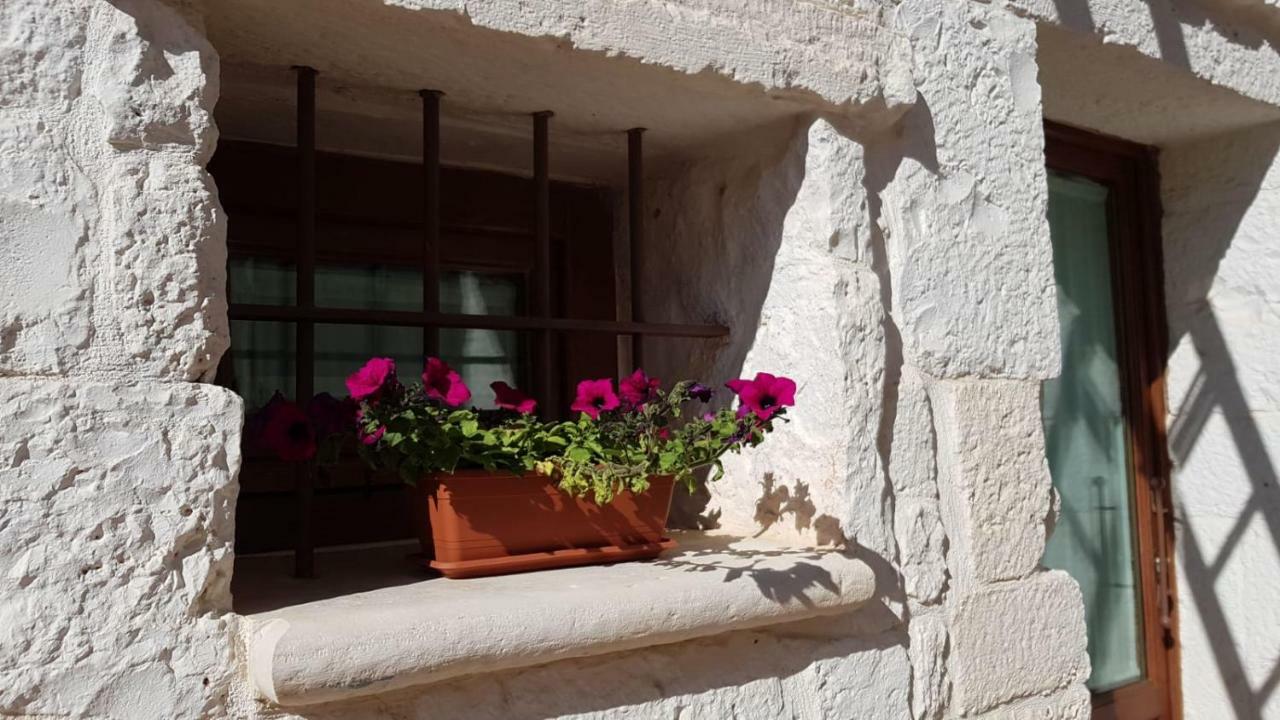 Trullo Il Cantastorie Alberobello Exterior photo